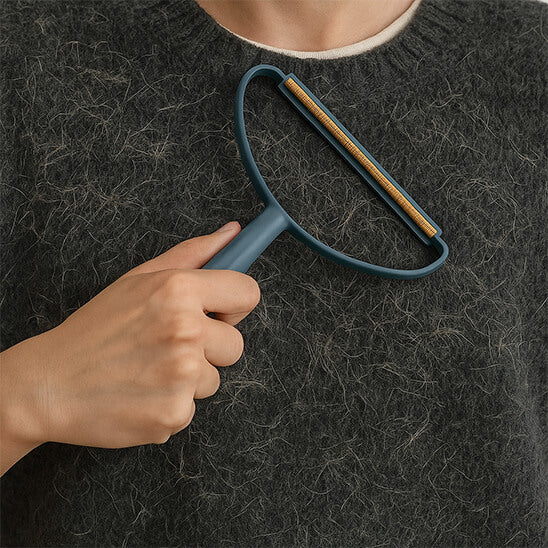 brosse anti poil pull over