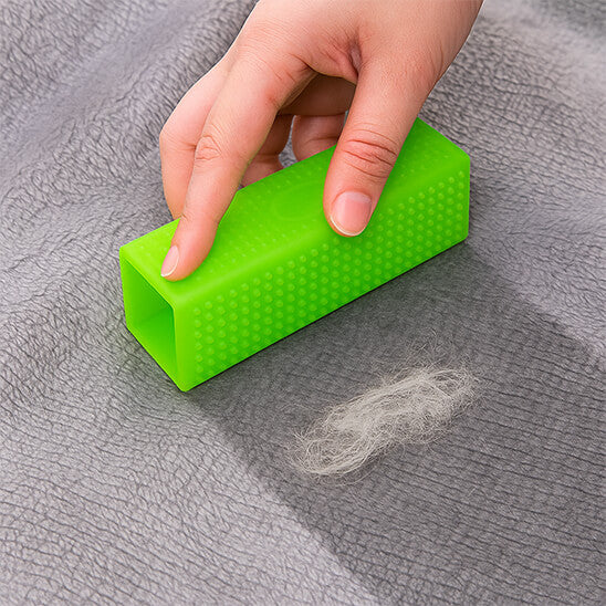 brosse anti poil verte silicone durable