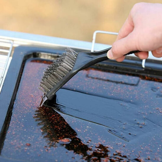 brosse metallique retire graisse plaque cuisson