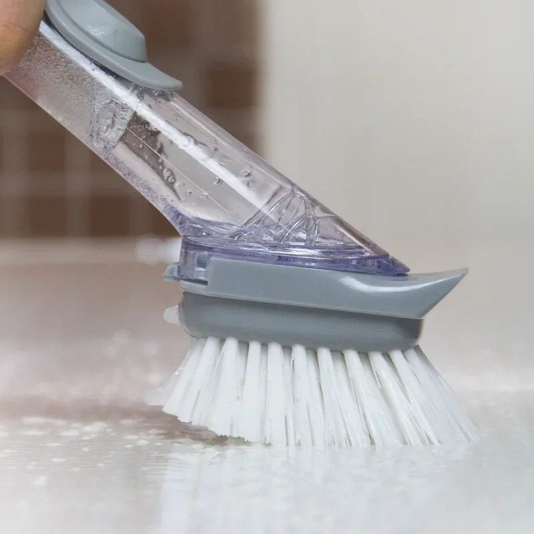 brosse vaisselle nettoyage marbre blanc