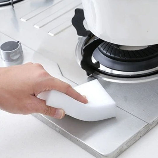 eponge magique blanche nettoyage aluminium gaziniere