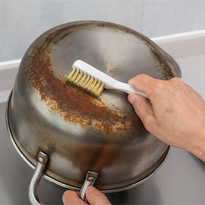 fond marmite brosse metallique blanche acier
