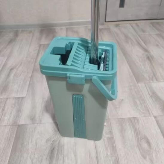 serpillere seau vert ranger