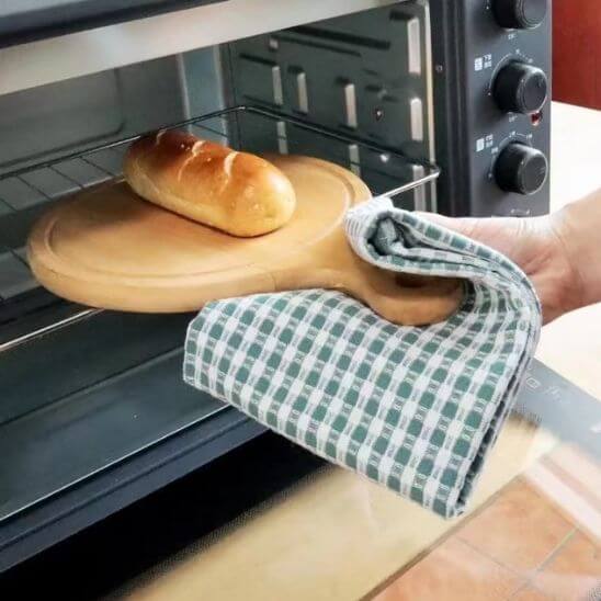 torchon utilisation four chaleur